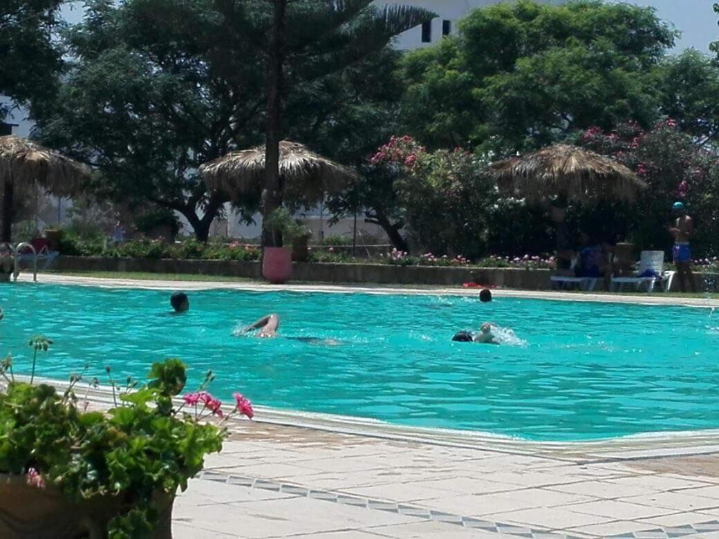 Magnifique Villa Duplex Au Bord De La Piscine Tétouan エクステリア 写真